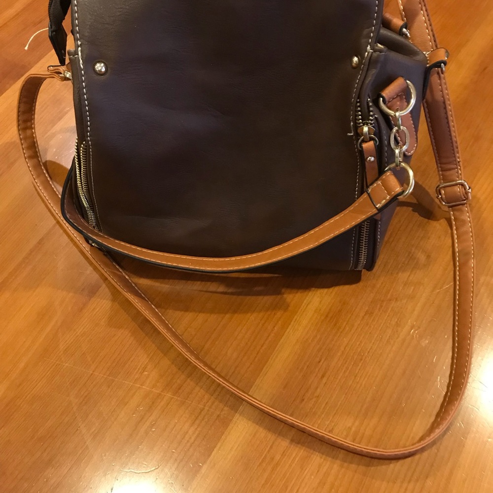 Medium fashion purse